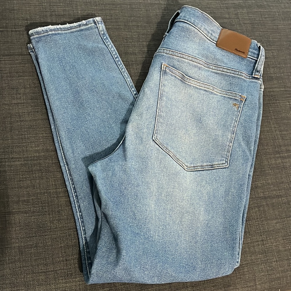 Madewell 10” High Rise Skinny Crop Jeans